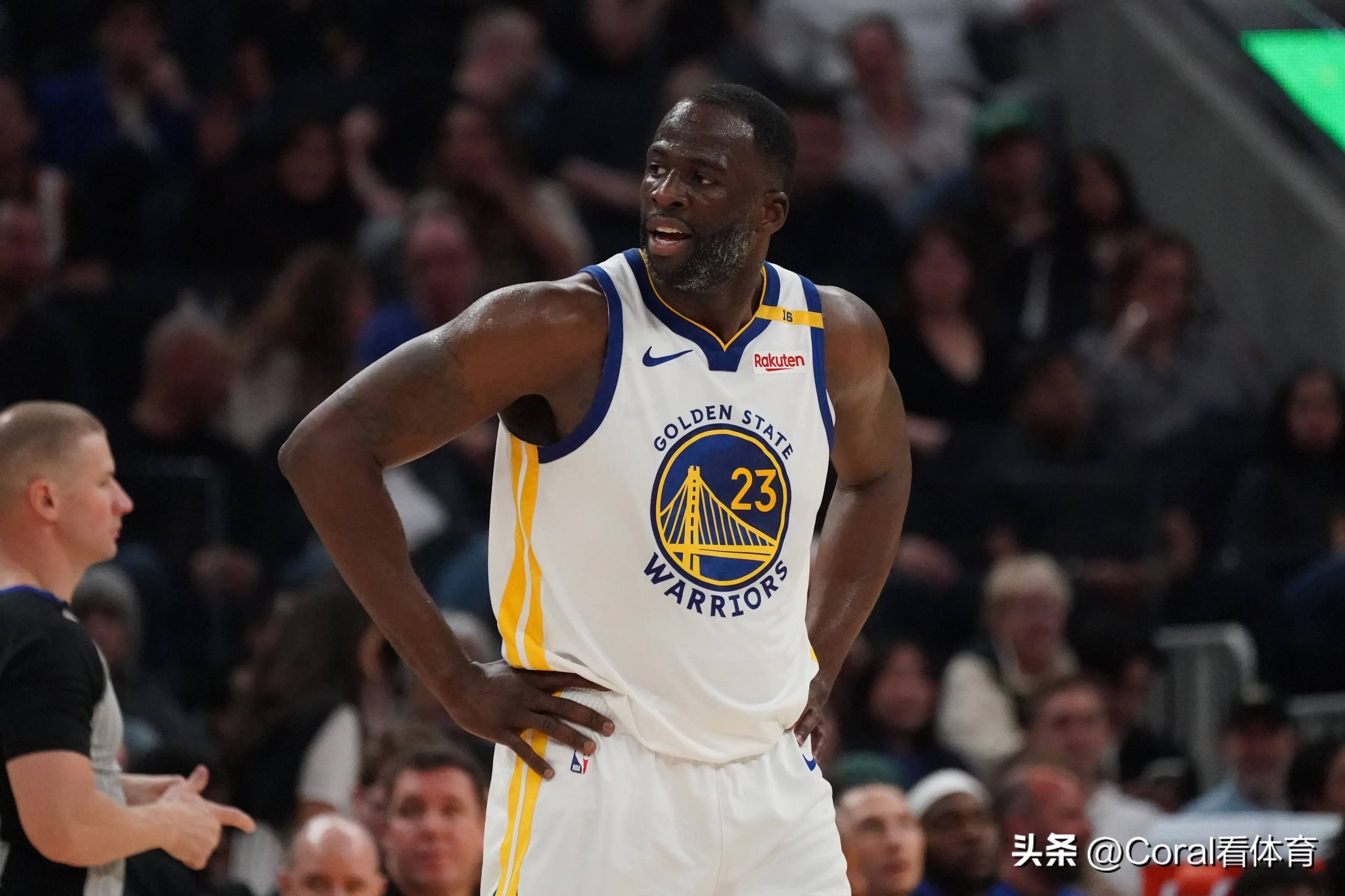 kaiyun包含巴特勒官方宣布反败为胜新规，雄鹿引发争议！全场沸腾不已的词条