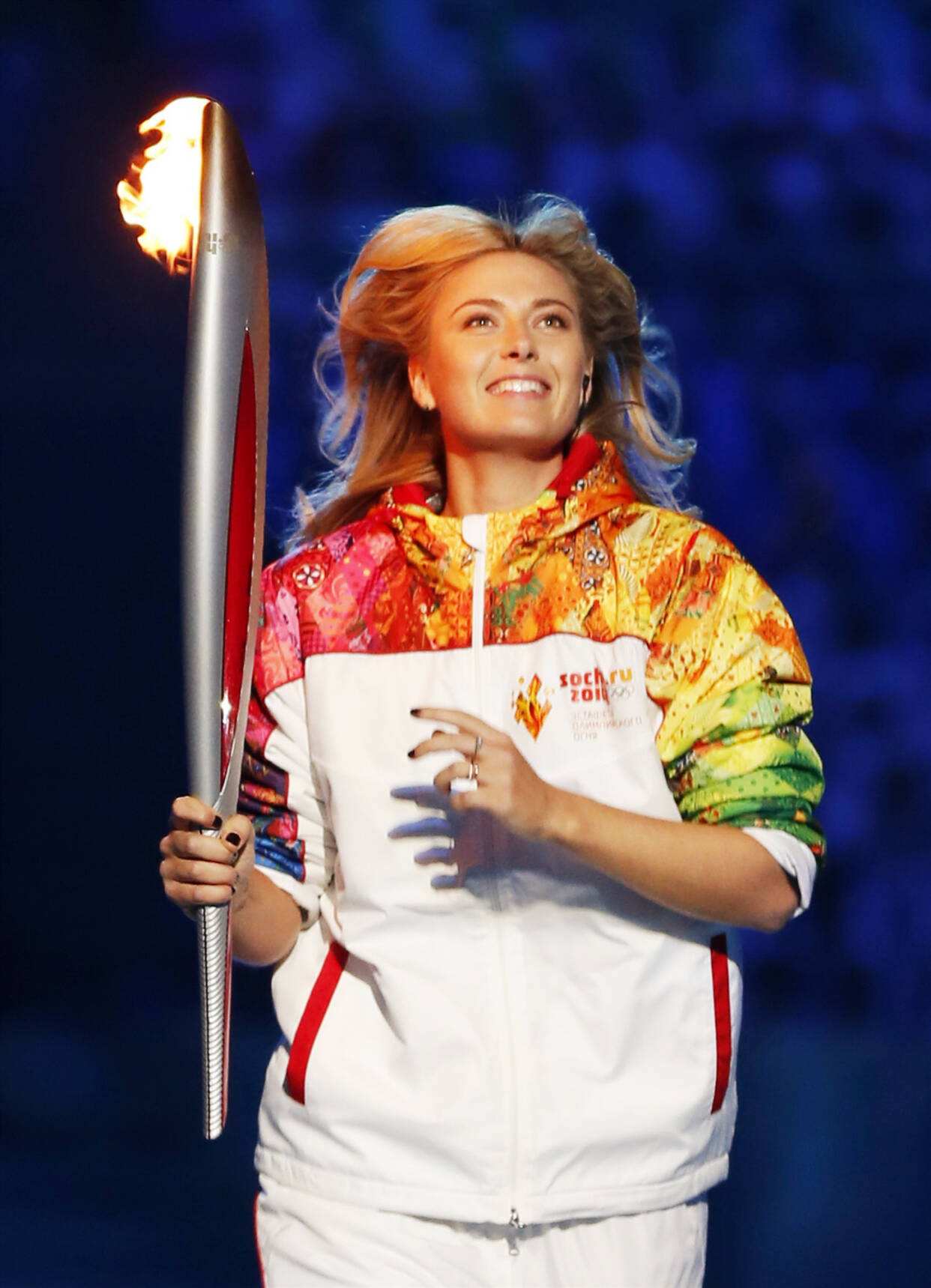 kaiyun官网关于莎拉波娃在巴塞罗那比赛中惊险取胜，精彩发挥引发热议！的信息